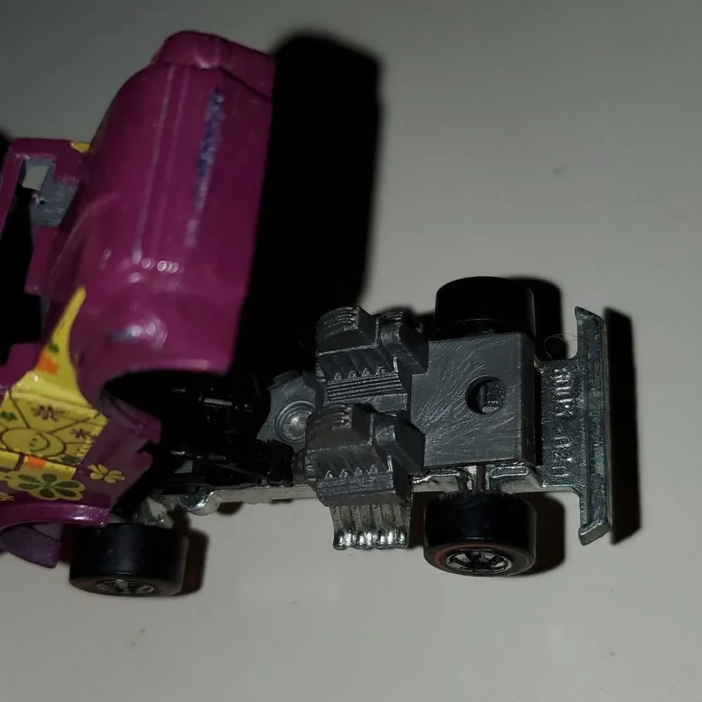 Hot Wheels Funny Money 1970 Plum Enamel